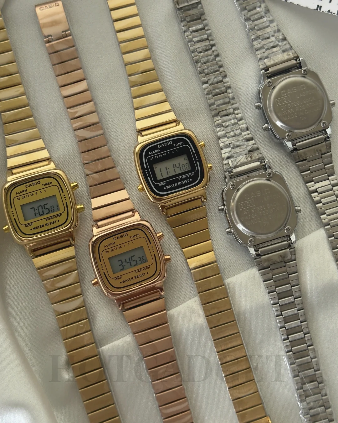 Vintage D124 Gold (Digital Watch) - Image 6